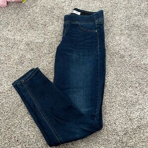 Old Navy Rockstar Jegging Jeans Size 2